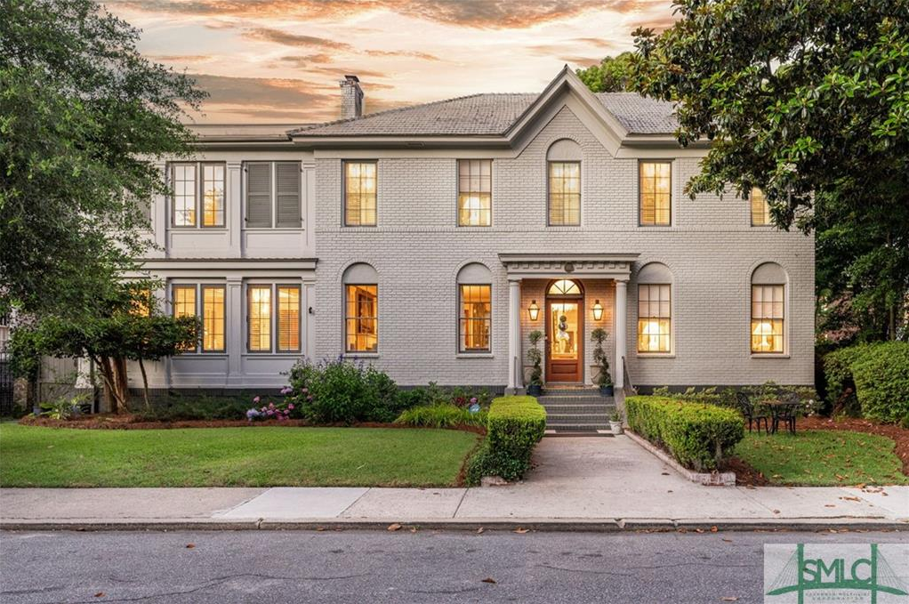 The Perfect Blend of Modern and Classic